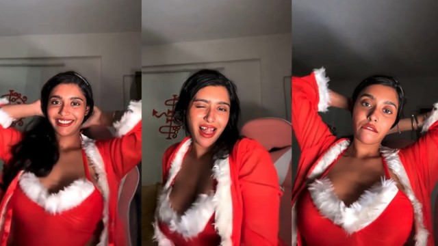 Thea Dsuuza Huge Cleavage Santas Girl OF Content